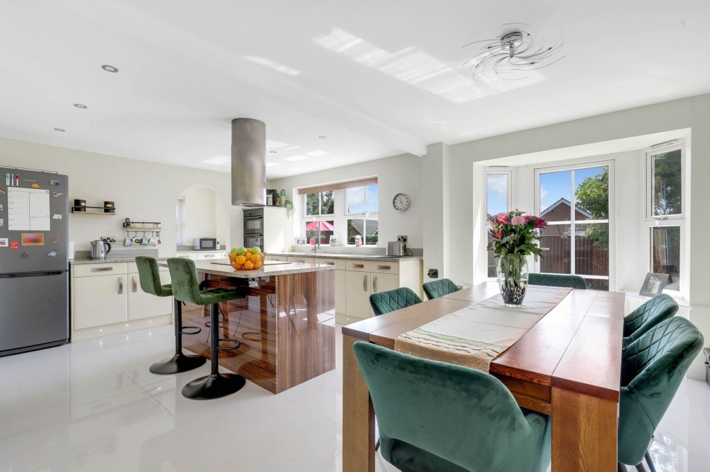 Chelwood Drive, Nottingham, NG3
