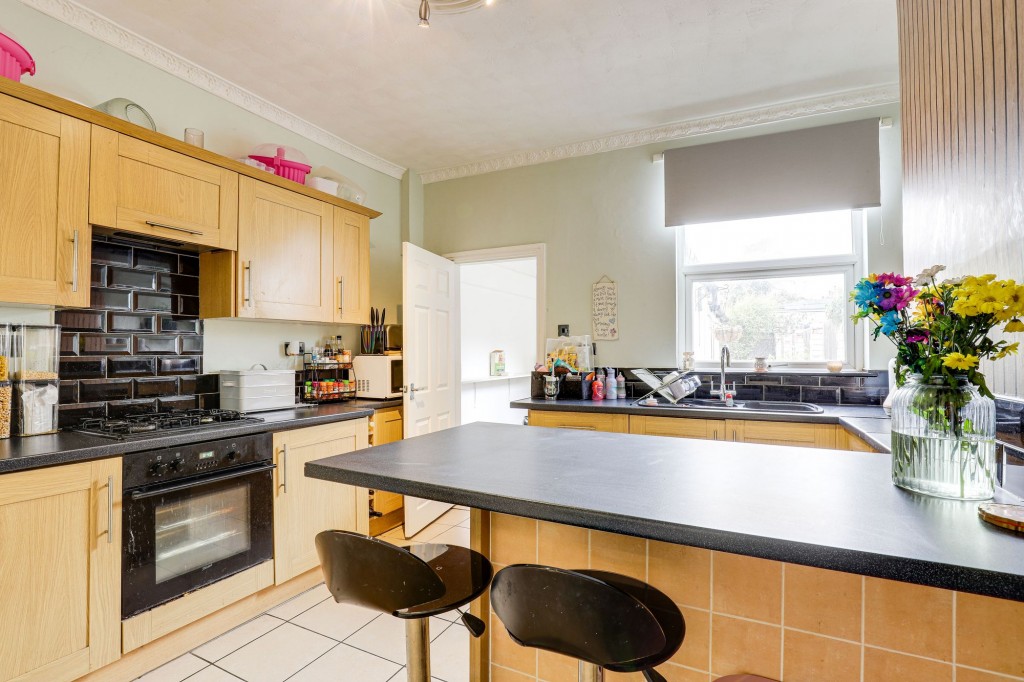 Broomhill Road, Nottingham, NG6