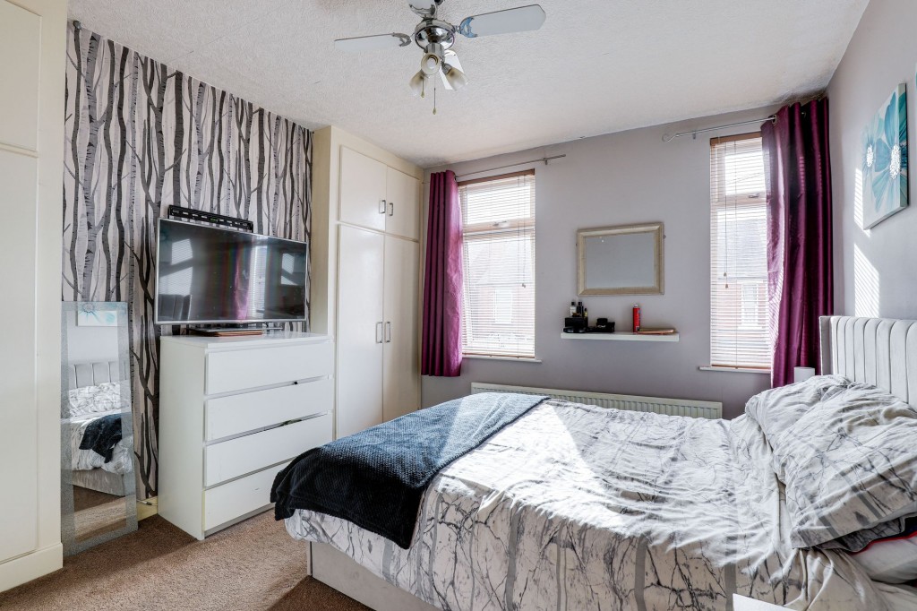 Broomhill Road, Nottingham, NG6