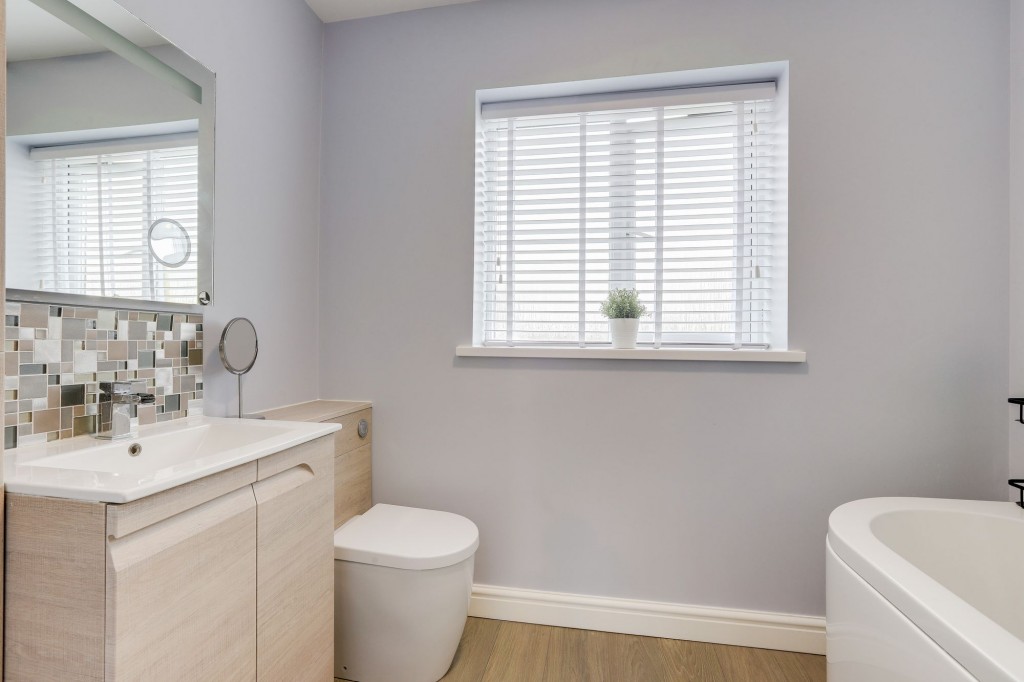 Park Avenue, Hucknall, NG15