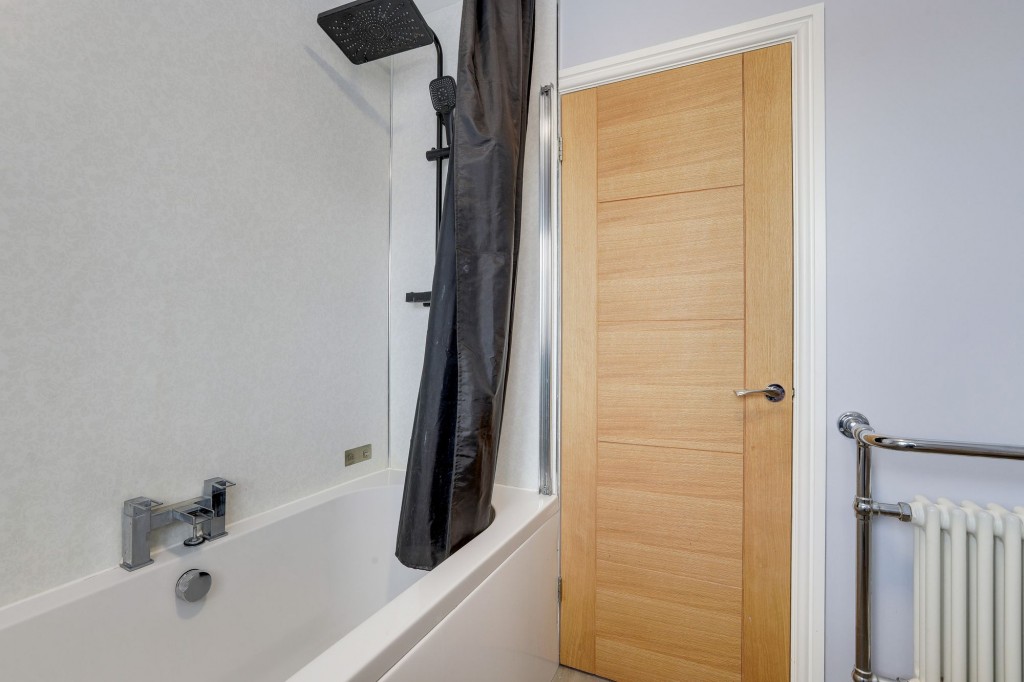 Park Avenue, Hucknall, NG15