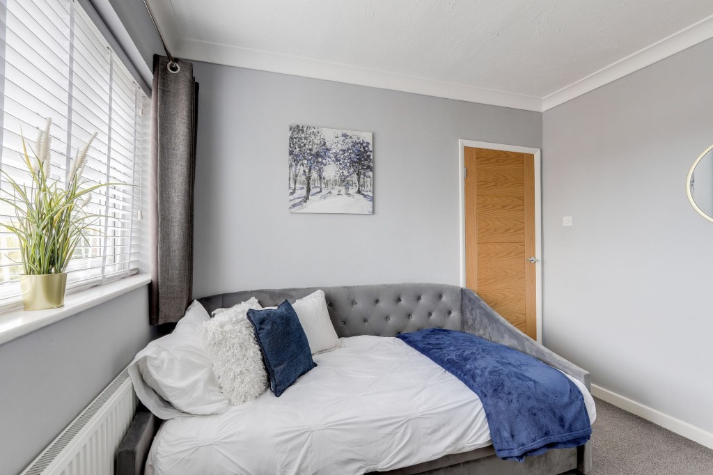 Park Avenue, Hucknall, NG15