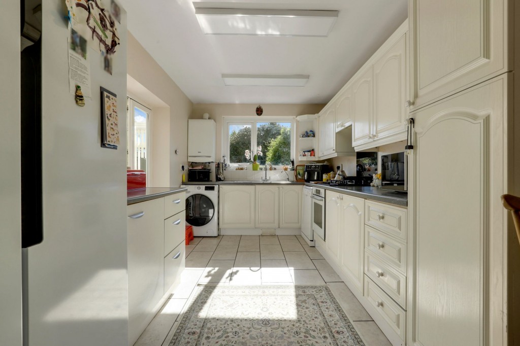 Hucknall Lane, Nottingham, NG6