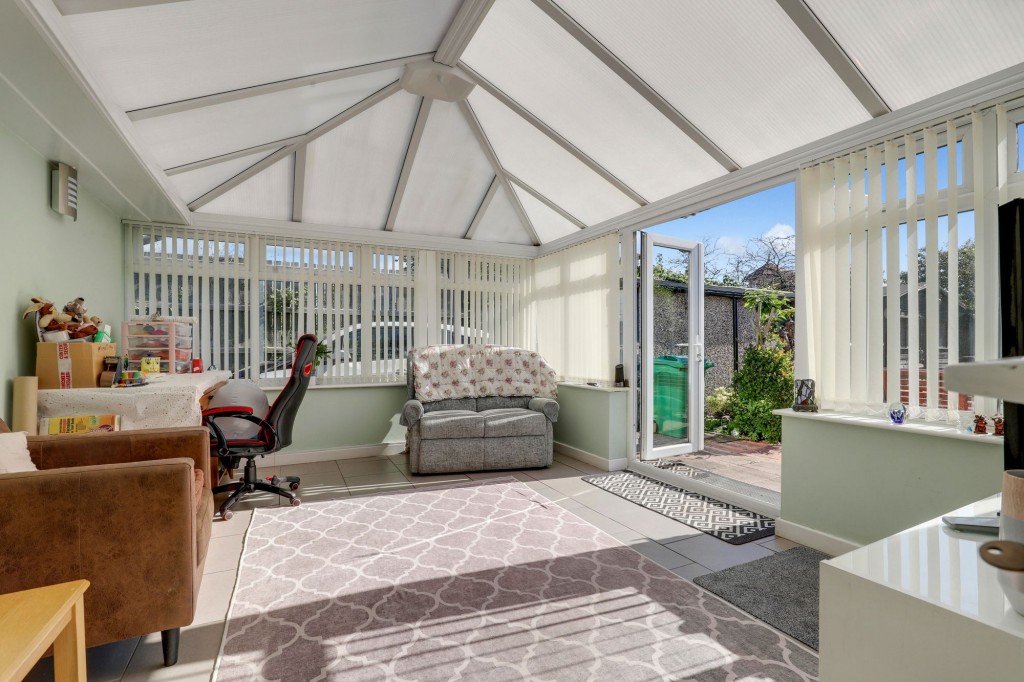 Hucknall Lane, Nottingham, NG6