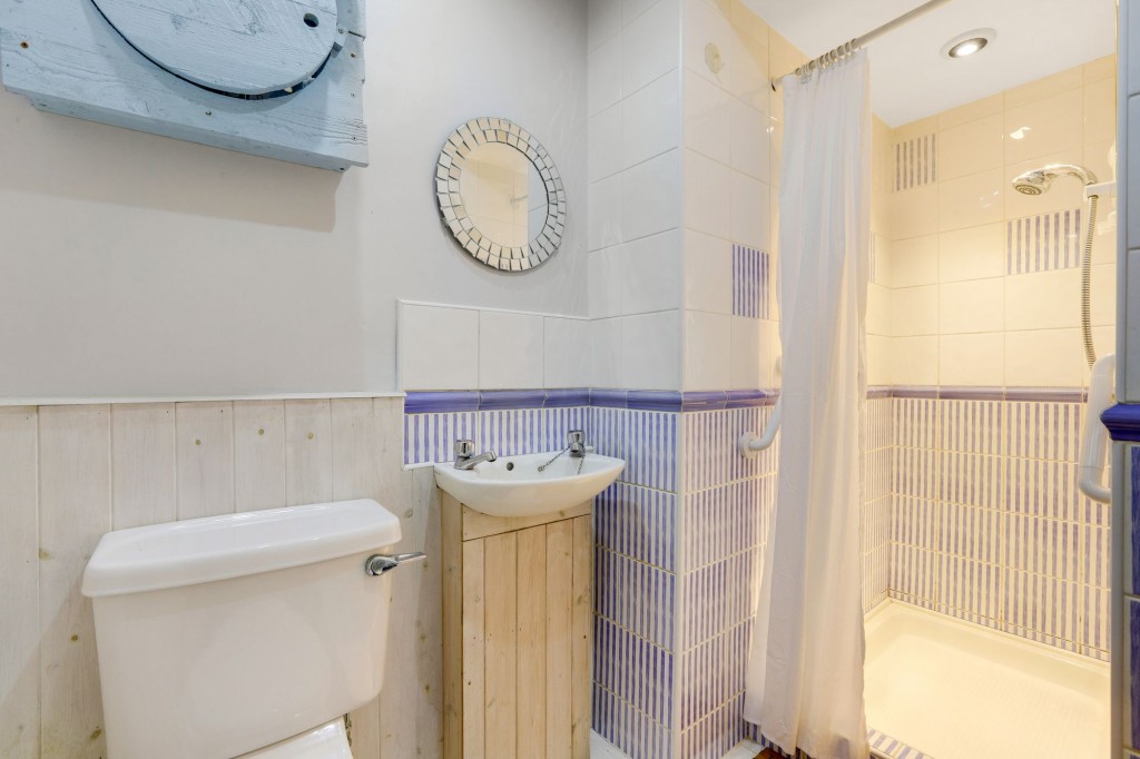Hillside Crescent, Beeston, NG9