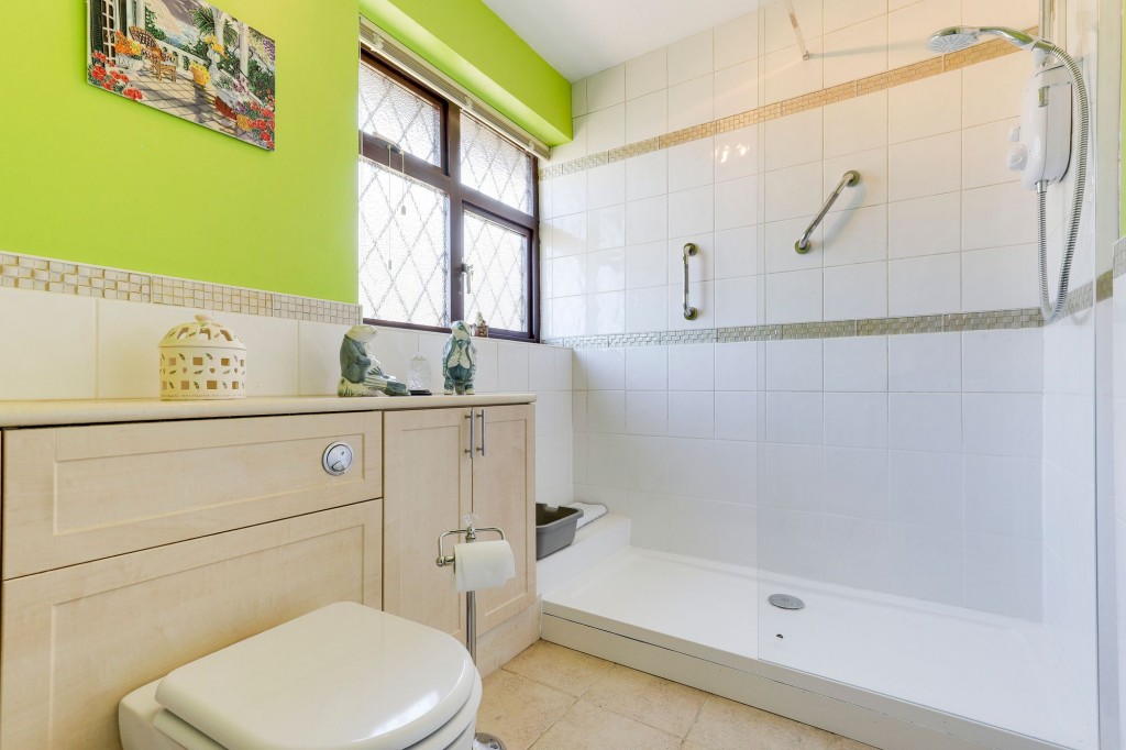 Darlton Drive, Arnold, NG5