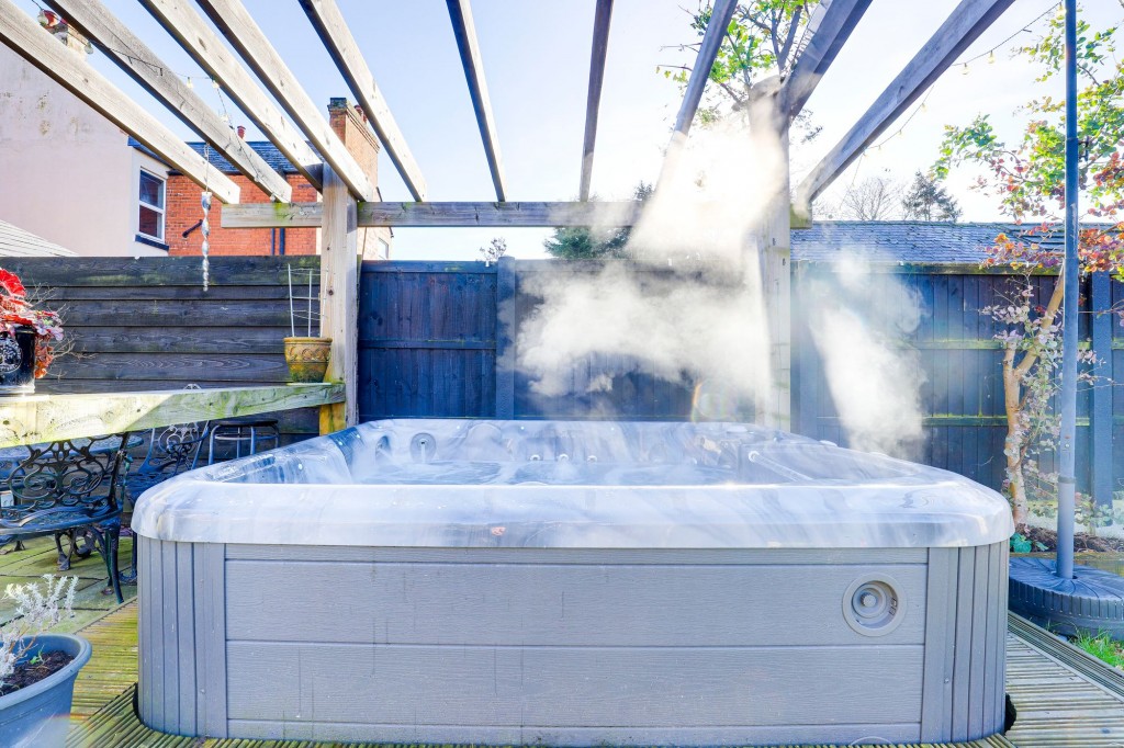 Curzon Street, Long Eaton, NG10