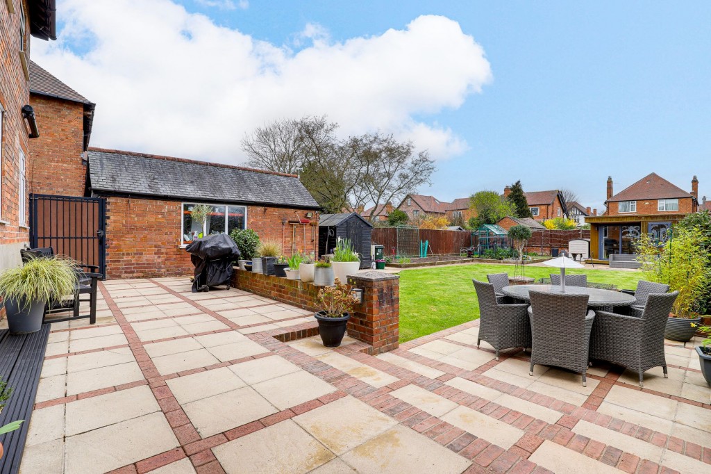 Davies Road, West Bridgford, NG2