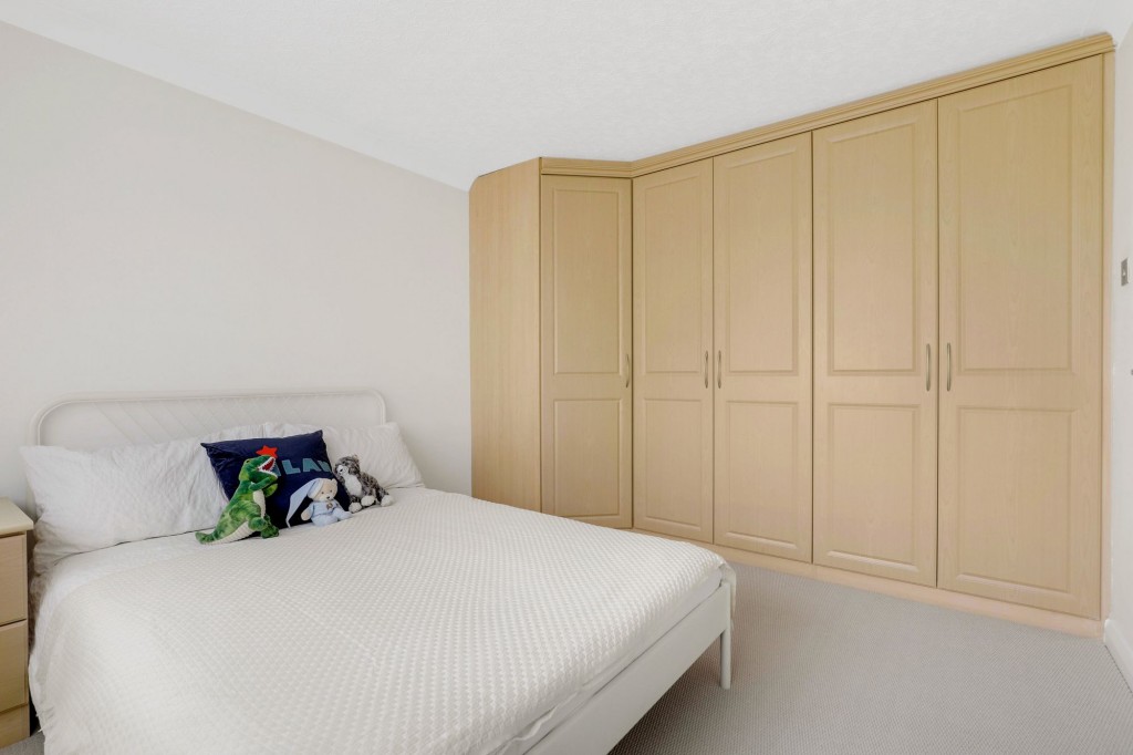 Revelstoke Way, Nottingham, NG5