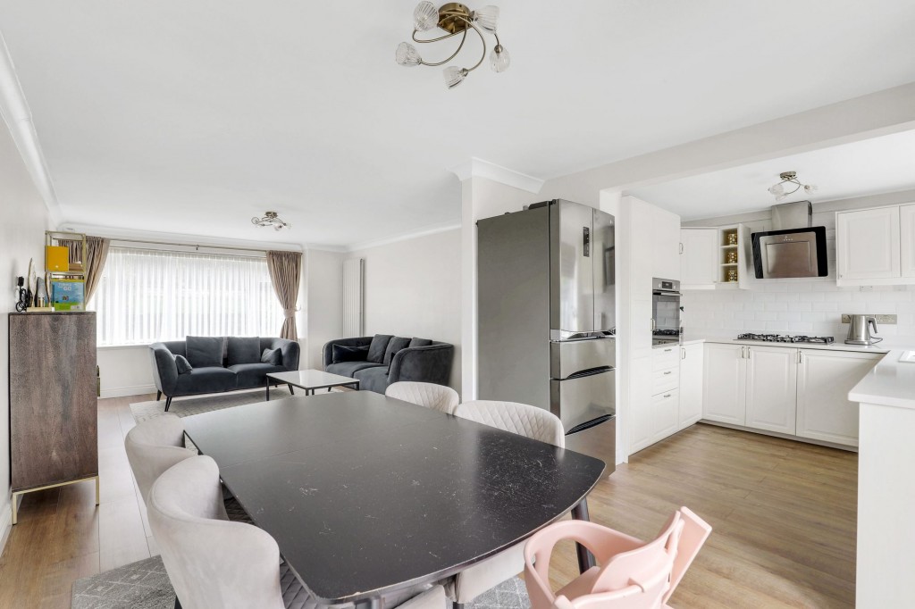 Revelstoke Way, Nottingham, NG5