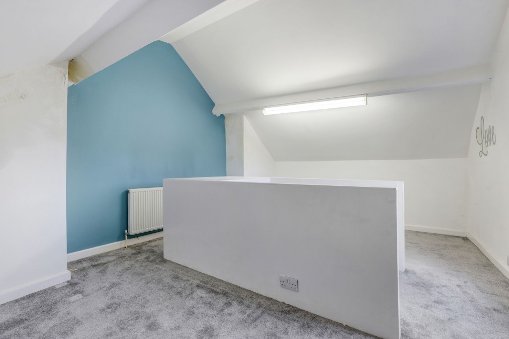 Spring Street, Hucknall, NG15