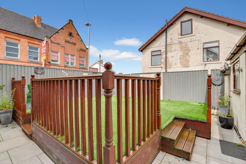 Spring Street, Hucknall, NG15