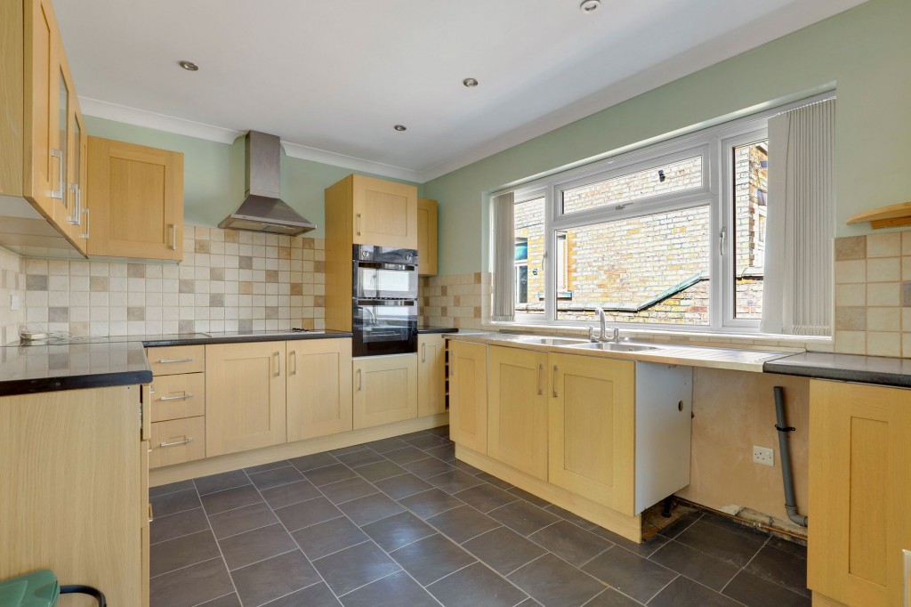 Thorneywood Road, Long Eaton, NG10