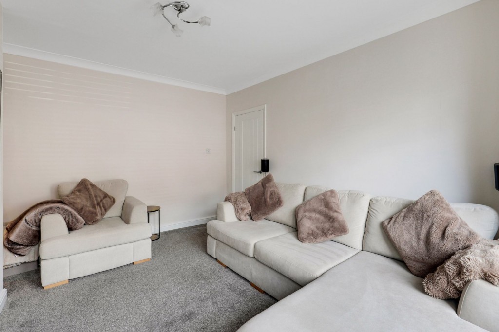 Elstree Drive, Nottingham, NG8