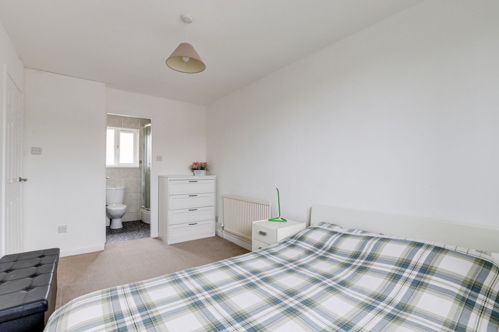 Marwood Crescent, Carlton, NG4