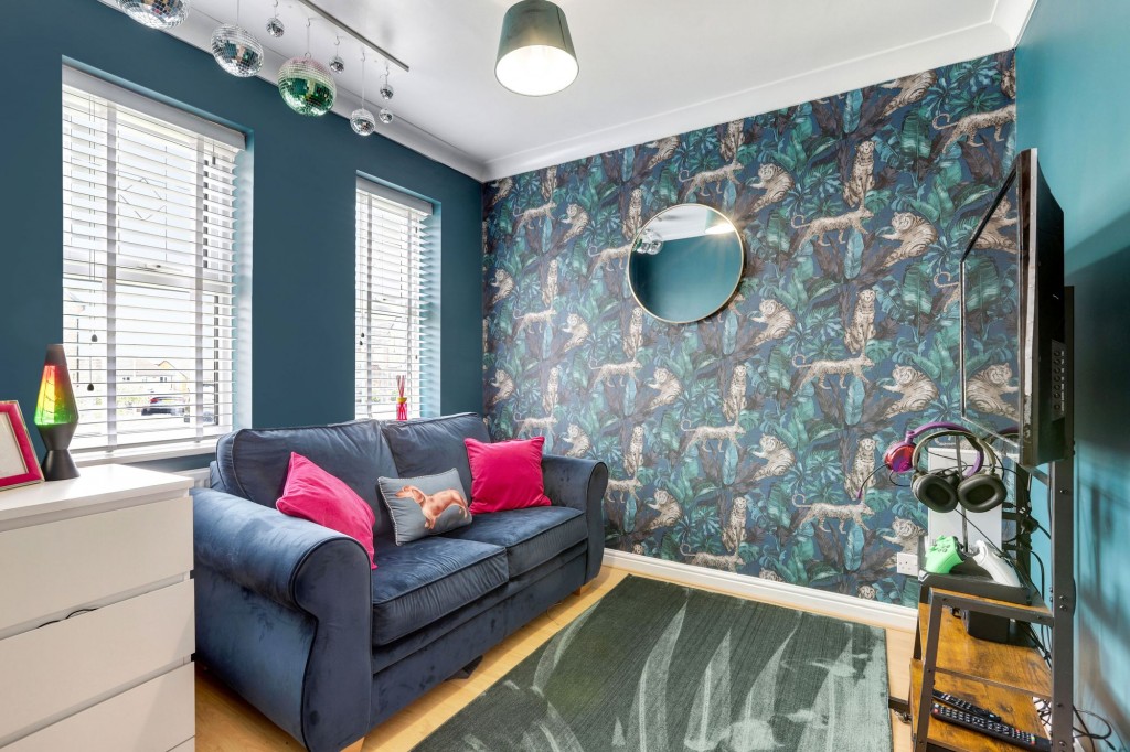 Fitzwilliam Drive, Forest Town, NG19
