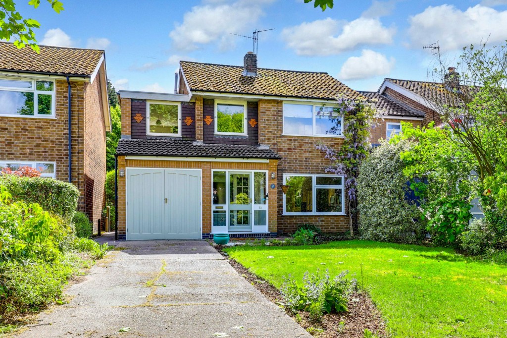 Russley Road, Bramcote, NG9