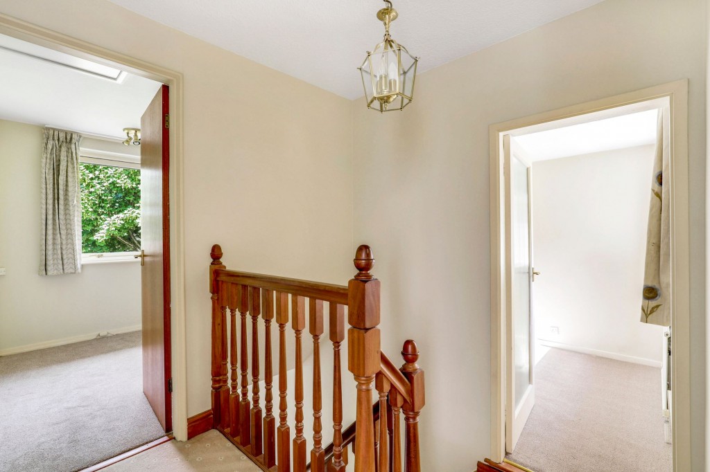 Russley Road, Bramcote, NG9