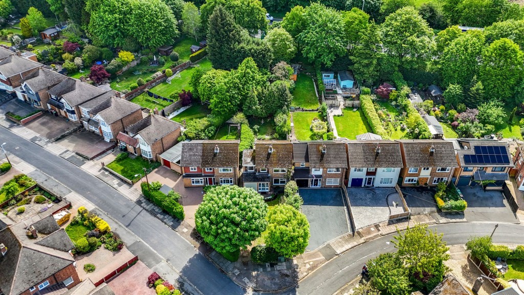 Russley Road, Bramcote, NG9