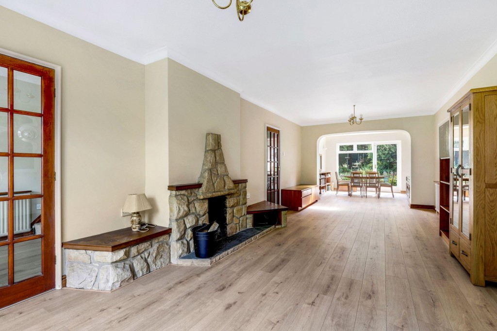 Russley Road, Bramcote, NG9