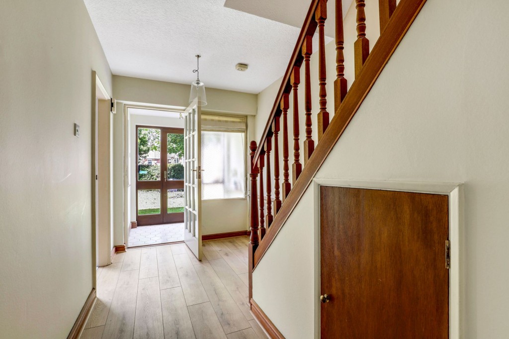 Russley Road, Bramcote, NG9