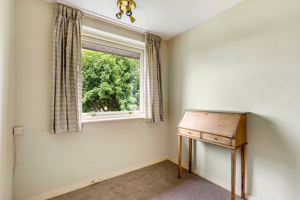Russley Road, Bramcote, NG9