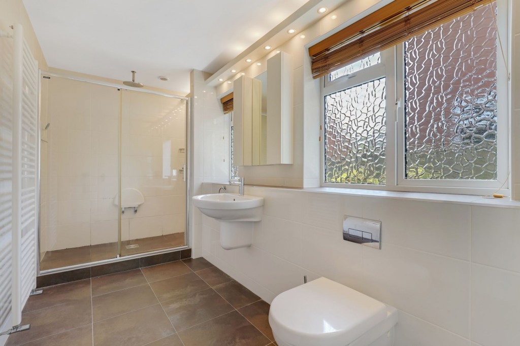 Carisbrooke Avenue, Gedling, NG4