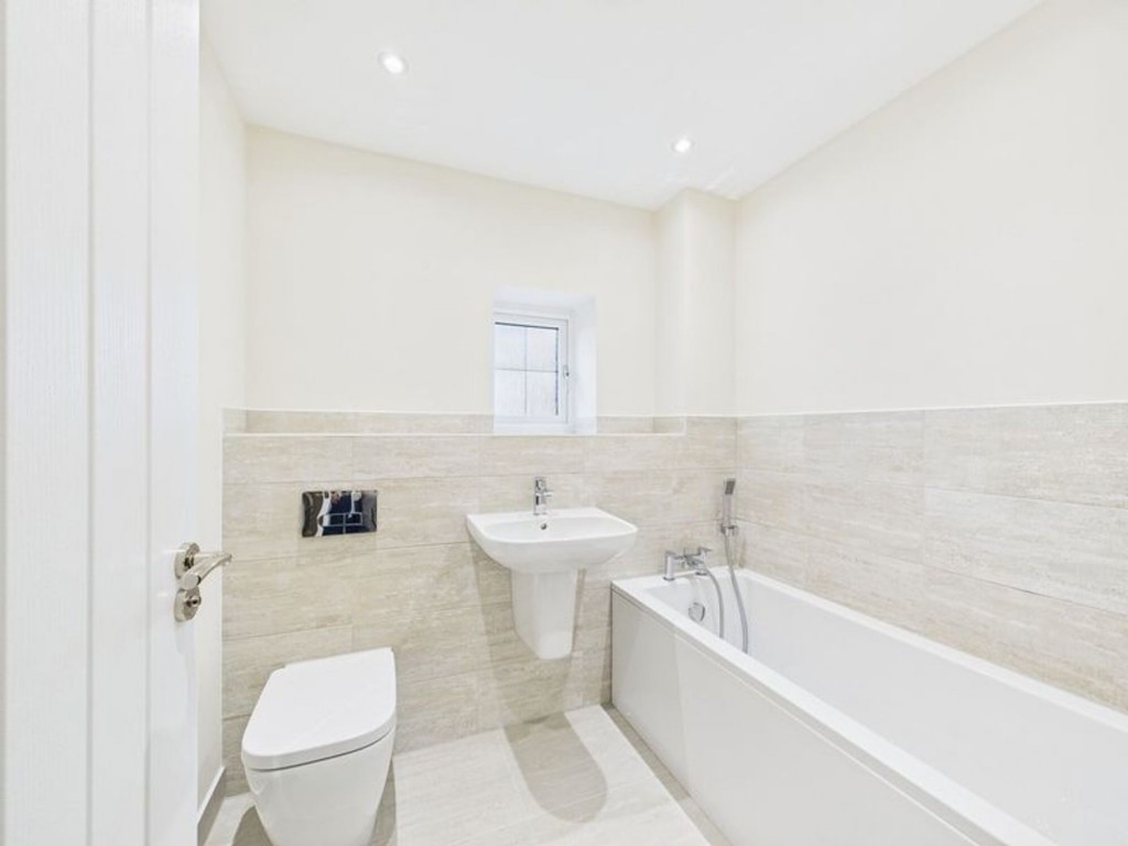 Mapperley Plains, Nottingham, NG3