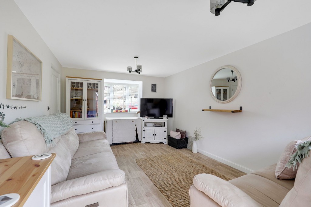 Mandeville Close, Hucknall, NG15