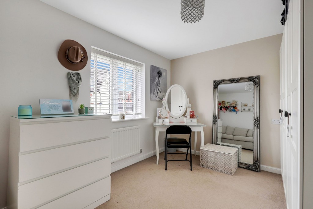 Mandeville Close, Hucknall, NG15