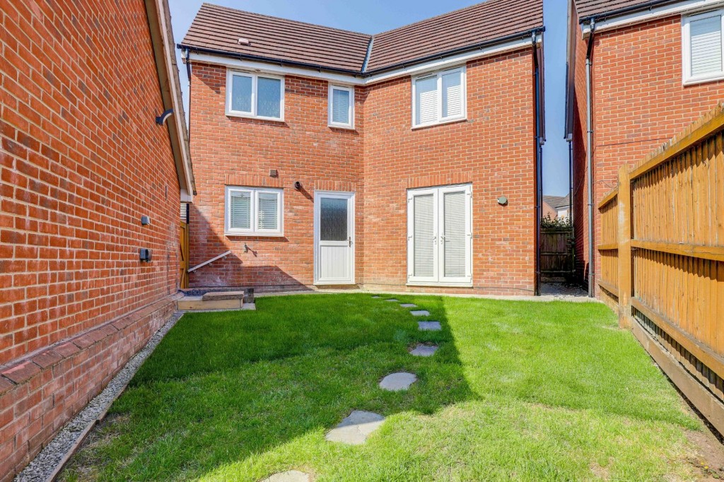 Mandeville Close, Hucknall, NG15