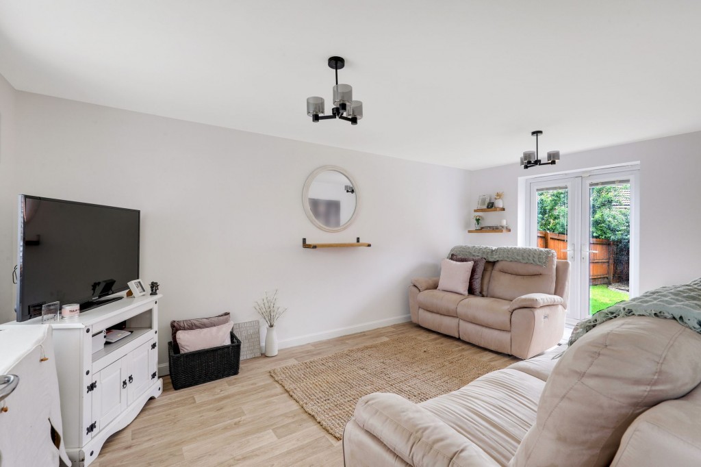 Mandeville Close, Hucknall, NG15