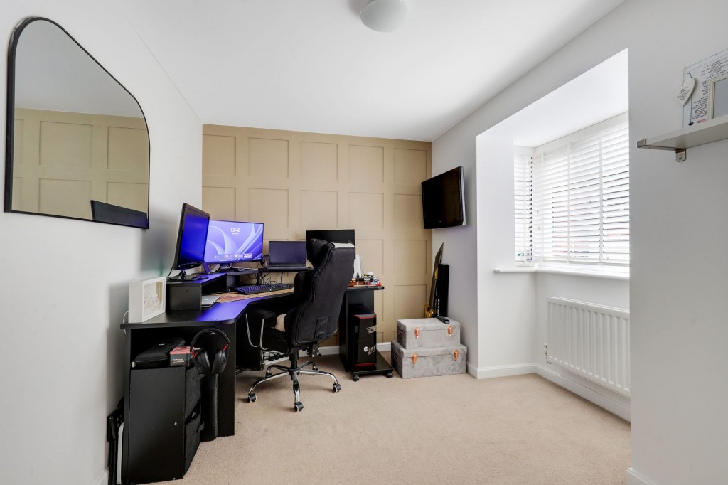 Mandeville Close, Hucknall, NG15