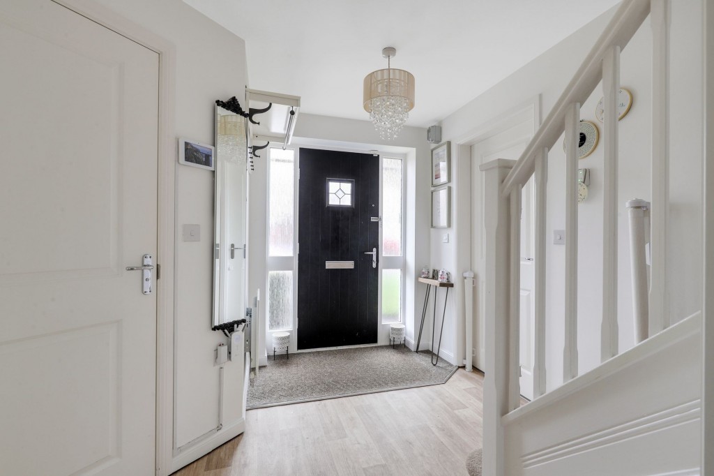 Mandeville Close, Hucknall, NG15