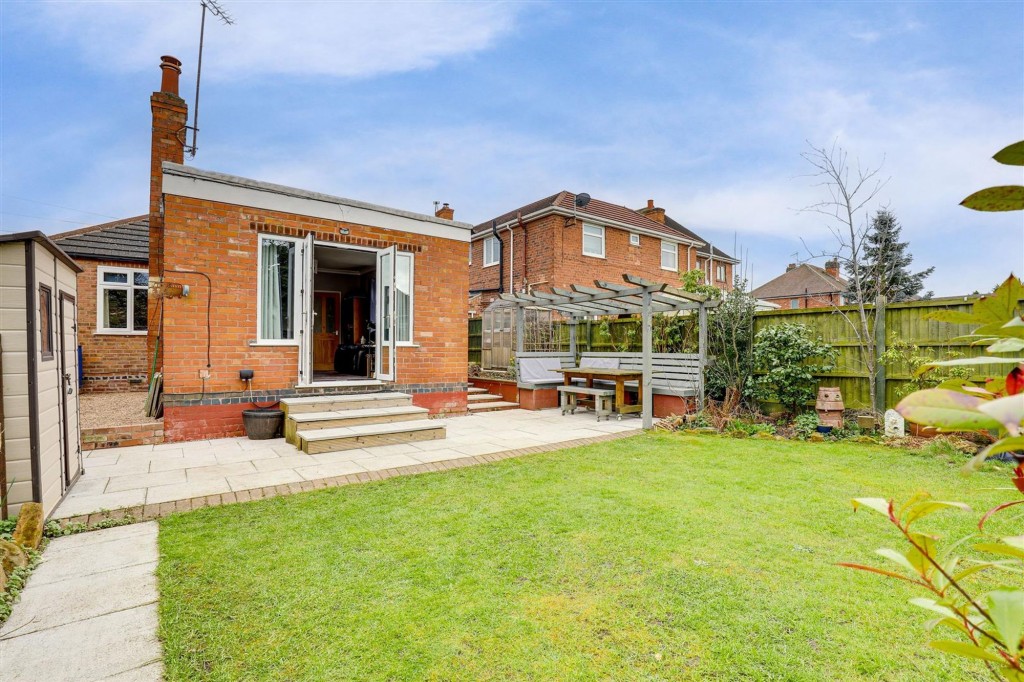 Oakland Avenue, Long Eaton, NG10