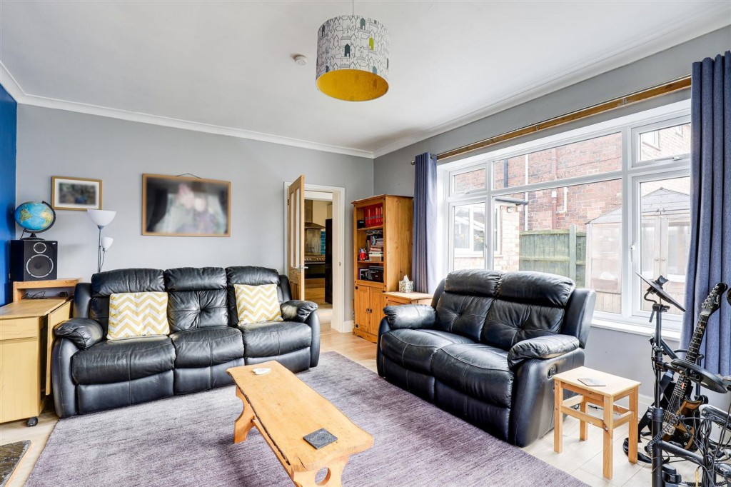 Oakland Avenue, Long Eaton, NG10