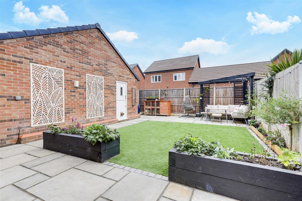 Jasmine Gardens, Edwalton, NG12