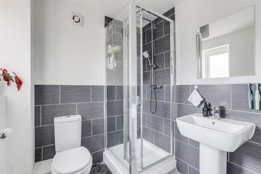 Gisbey Road, Ilkeston, DE7