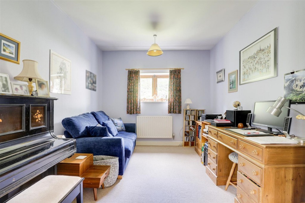 Lambley Road, Lowdham, NG14