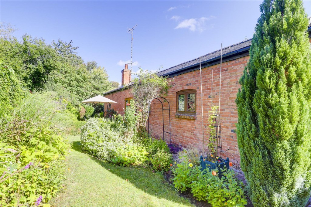 Lambley Road, Lowdham, NG14