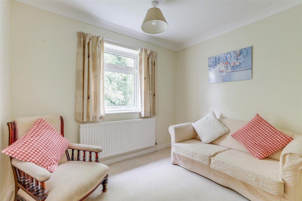 Radcliffe Road, West Bridgford, NG2