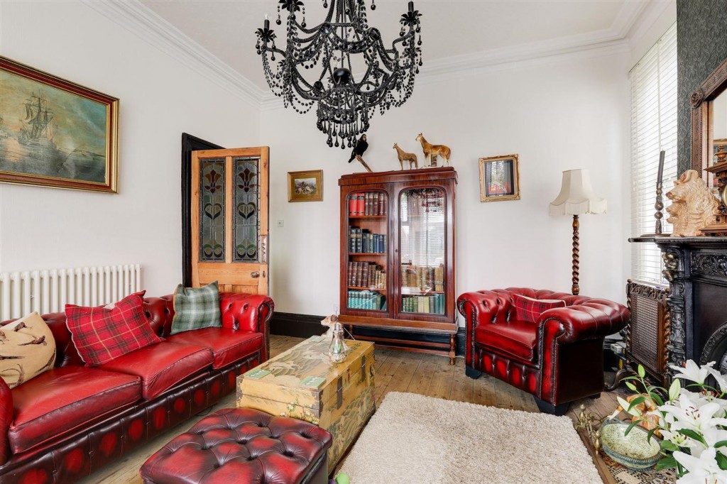 Highbury Road, Nottingham, NG6