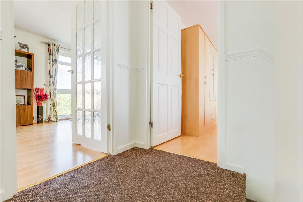 Balmoral Grove, Hucknall, NG15