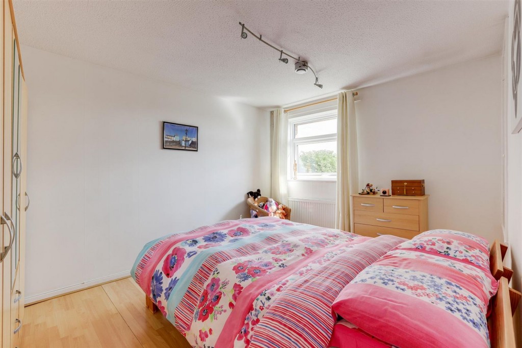 Balmoral Grove, Hucknall, NG15