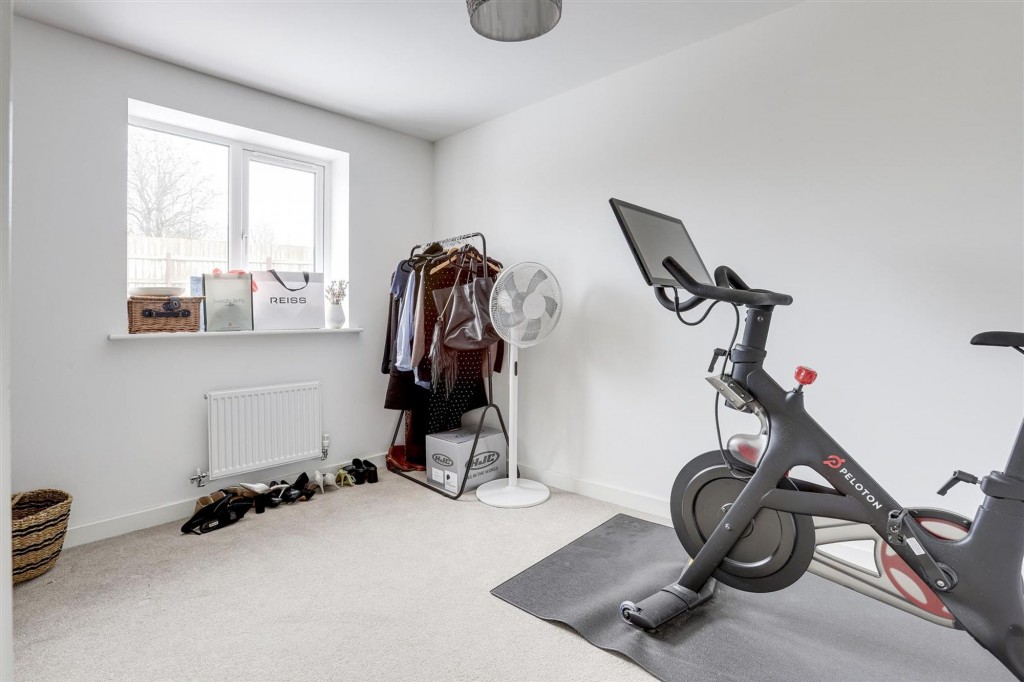 Hewer Close, Eastwood, NG16