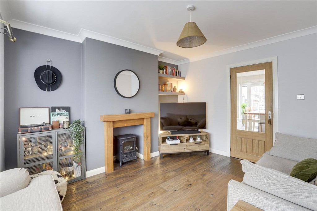 Henry Road, Beeston, NG9