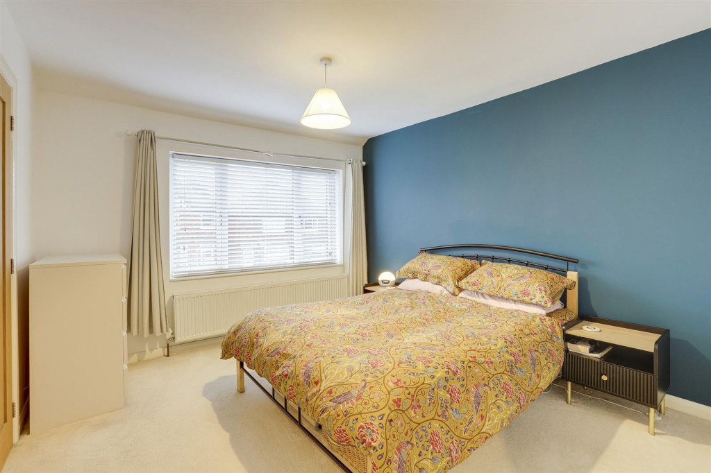 Henry Road, Beeston, NG9