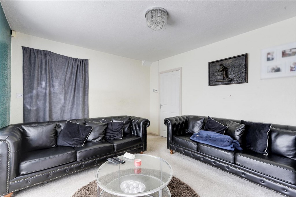 Leybourne Drive, Nottingham, NG5