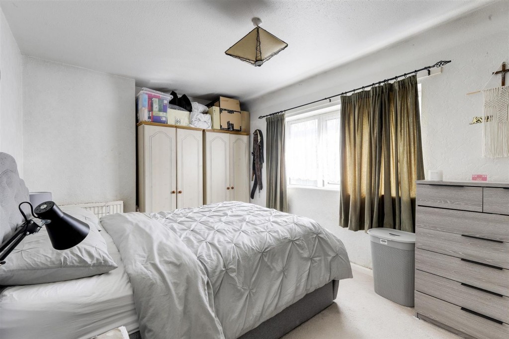 Leybourne Drive, Nottingham, NG5