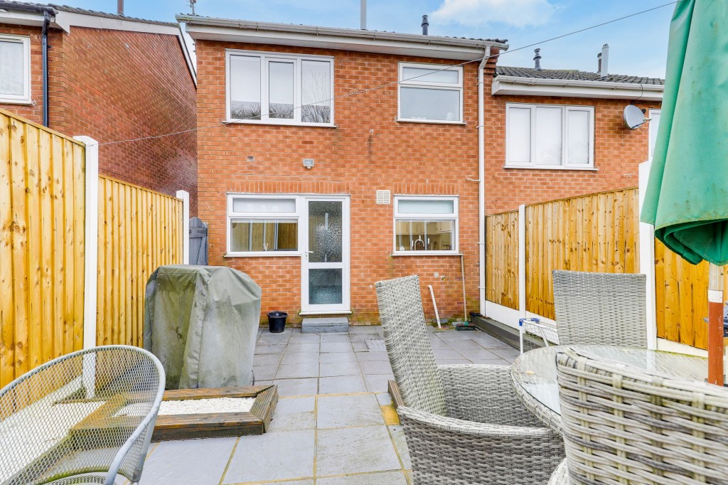 Derwent Drive, Kirkby-In-Ashfield, NG17